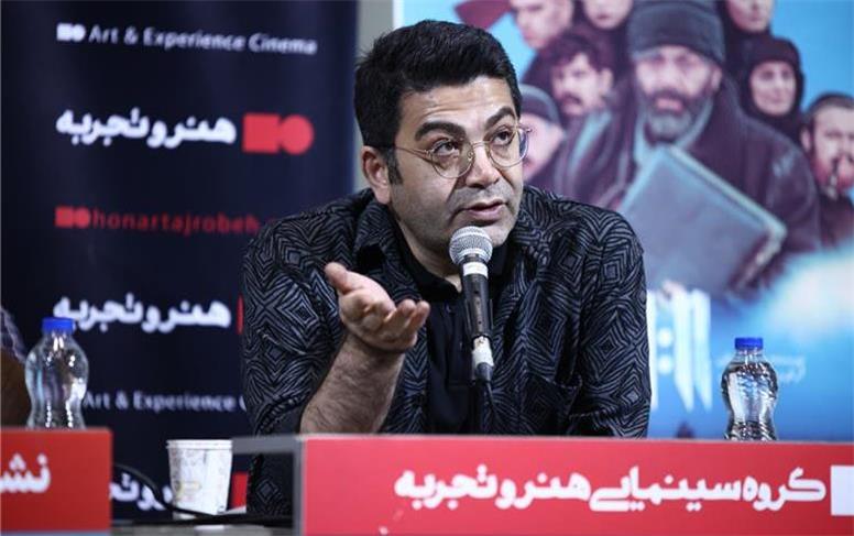 فرزاد حسنی: می خواهند من را   از فرزاد حسنی بودن دور کنند